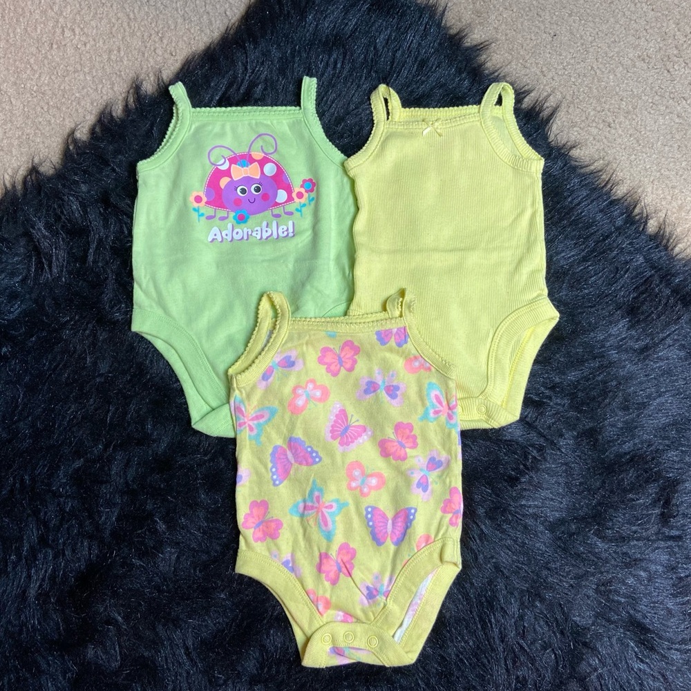 Garanimal Sleeveless Baby Girl Bundle